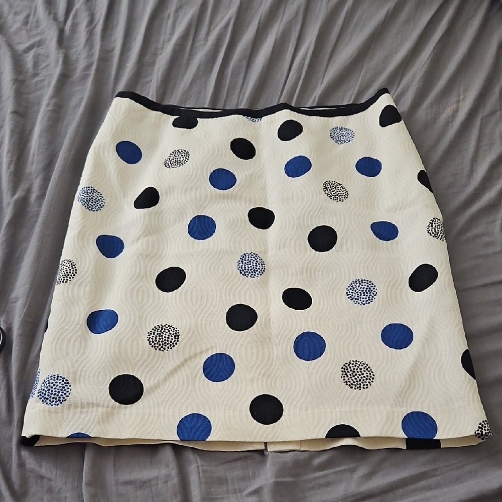 Talbots Cream Skirt with‎ Black and Blue Polka Dots